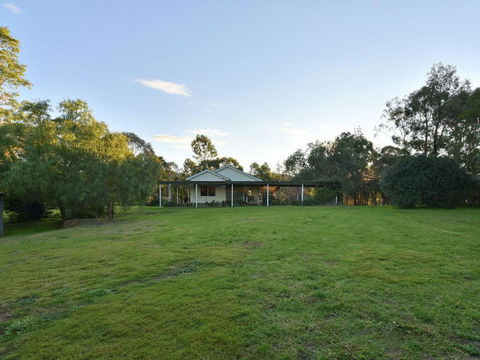 Tabitha Hill Homestead - Accommodation Perth 3