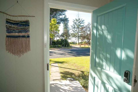 Tallowood Beachfront Cottage - Accommodation Perth 2