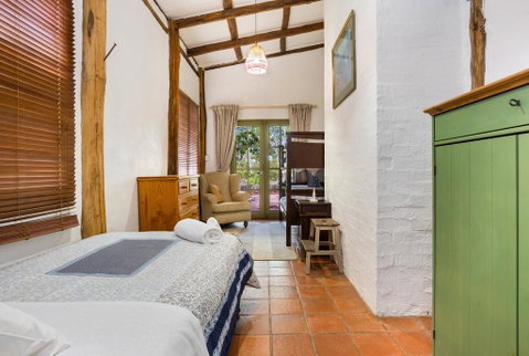 Taradale House Estate - Accommodation Perth 2
