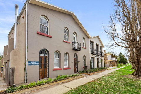 TARALGA TERRACES - Accommodation Perth 0