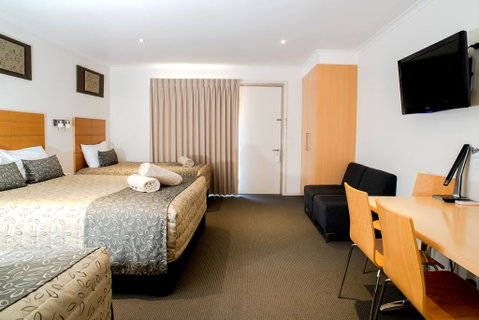 Tea House Motor Inn - Perth Resorts 1