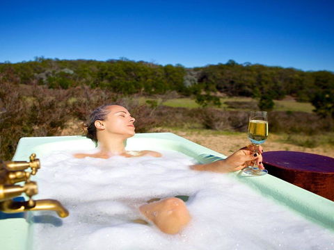 Tea Tree Hollow - 50 Percent Off Third Night On Weekend - Perth Resorts 3