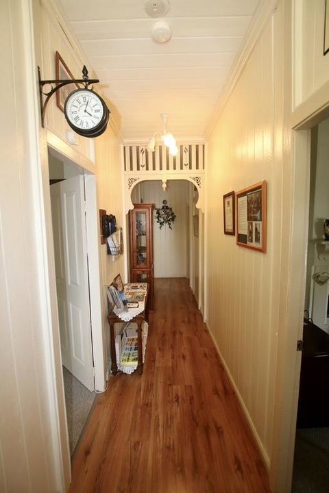 Tenterfield Historic C1895 Cottage - Perth Resorts 3