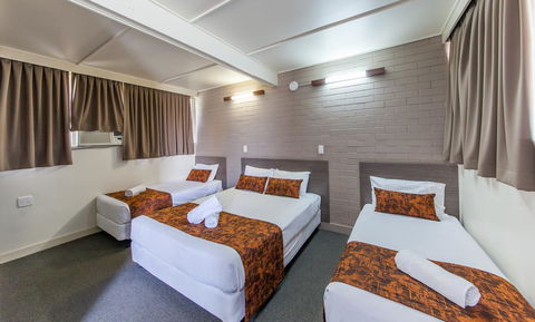 The Australian Hotel Murgon - Perth Resorts 1