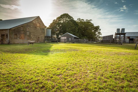 The Barracks, Tocal - Accommodation Perth 2