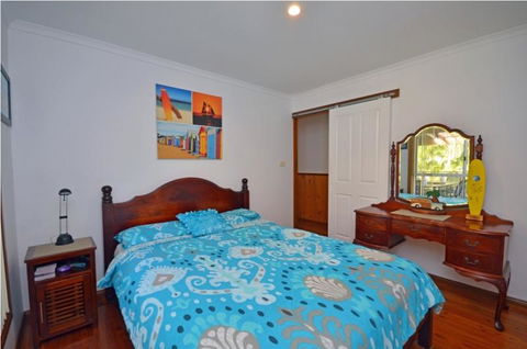 The Beach House - Accommodation Perth 2