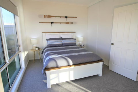 The Beach House - Point Turton - Accommodation Perth 2