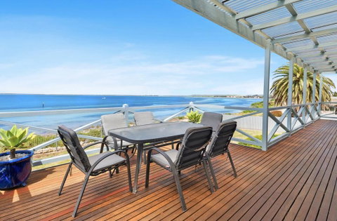 The Beach House - Point Turton - Accommodation Perth 1