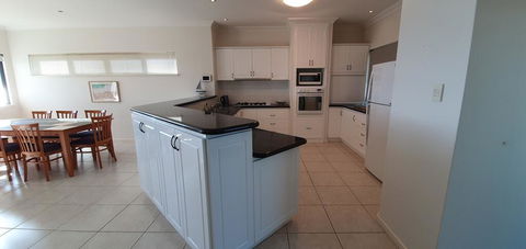 The Beach House - Port Bouvard - Accommodation Perth 1