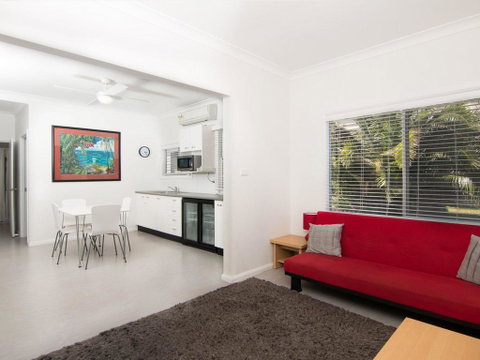The Beach Shack - Accommodation Perth 2