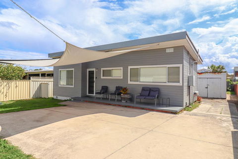The Beach Shack - Accommodation Perth 0
