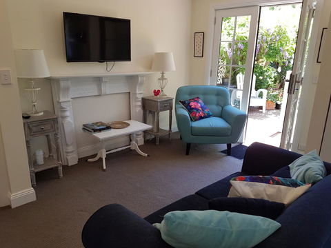 Birch Lane - Accommodation Perth 31