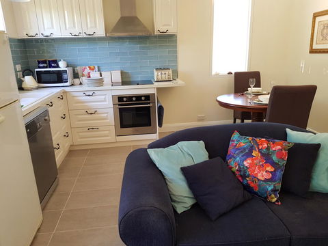 Birch Lane - Accommodation Perth 33