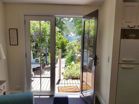 Birch Lane - Accommodation Perth 2