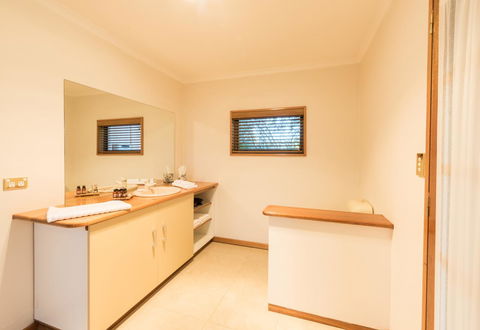 Parnella Kettering - Perth Resorts 6