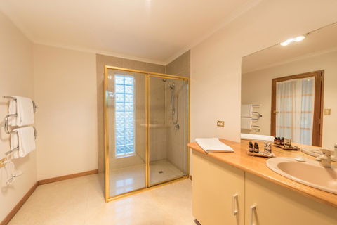 Parnella Kettering - Perth Resorts 8