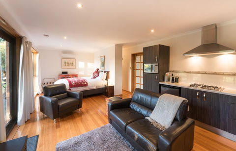 Parnella Kettering - Perth Resorts 5