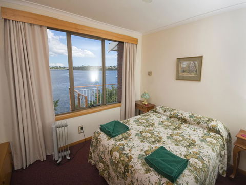 Derwent Retreat - Perth Resorts 4