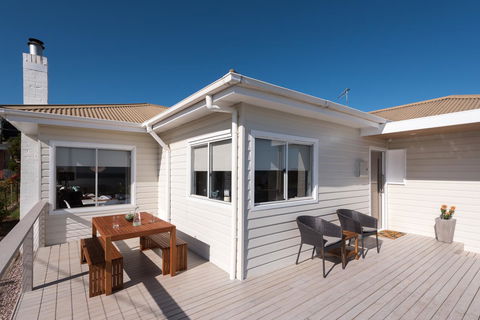 Penguin Beach House - Accommodation Perth 6