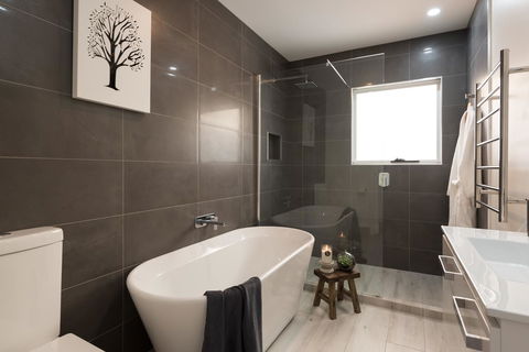 Penguin Beach House - Accommodation Perth 1