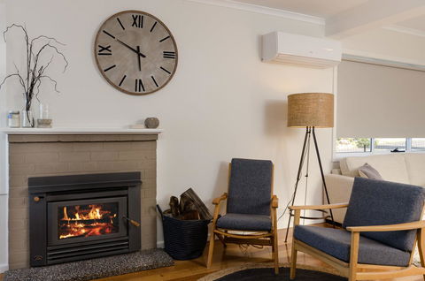 Penguin Beach House - Accommodation Perth 12