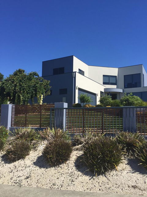 Madsen Retreat - Accommodation Perth 11