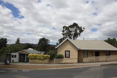 Bridge View Retreat - Perth Resorts 25
