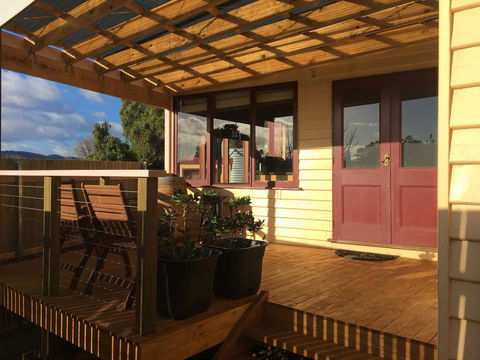 Bridge View Retreat - Perth Resorts 5