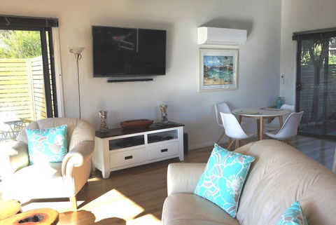 THE LOFT @ Bay Of Fires Seascape - Perth Resorts 13