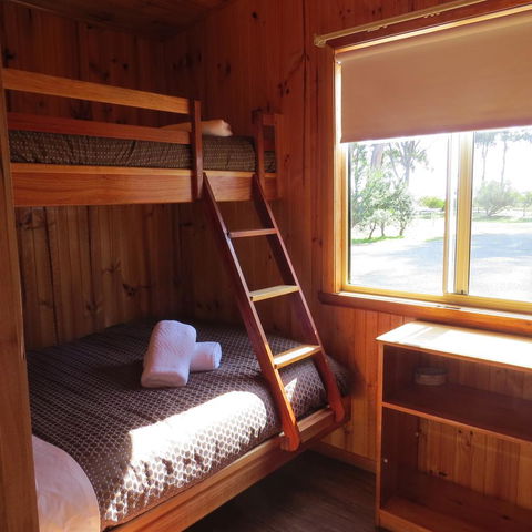Captain Cook Holiday Park - Accommodation Perth 44