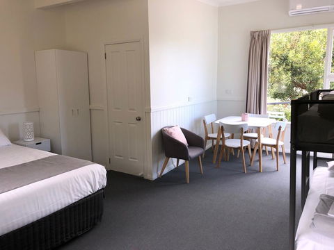 Orford Blue Waters Hotel - Perth Resorts 27