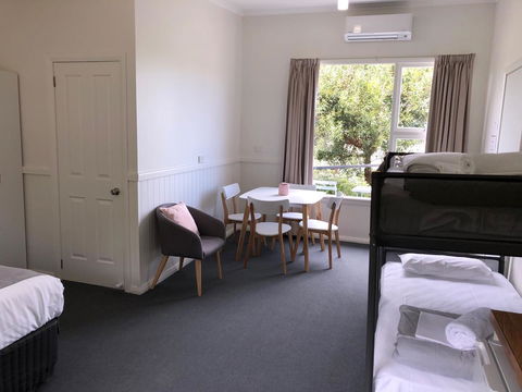 Orford Blue Waters Hotel - Perth Resorts 22