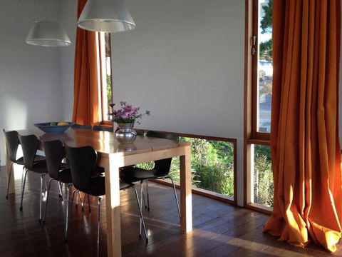 Holland House Bay Of Fires - Accommodation Perth 2