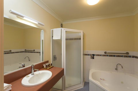 Panorama Hotel St Helens - Perth Resorts 20