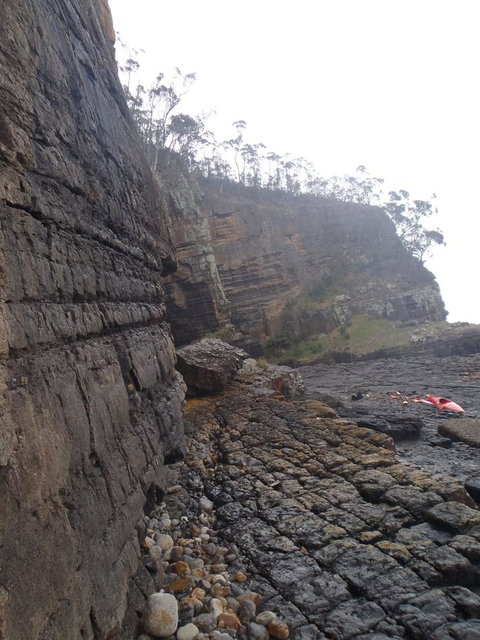 Beachside Taroona With Spa - Perth Resorts 28