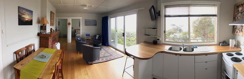 Up The Back - Accommodation Perth 6