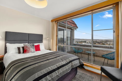 That '70s House - Accommodation Perth 2