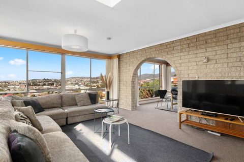 That '70s House - Accommodation Perth 4