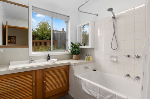 That '70s House - Accommodation Perth 24