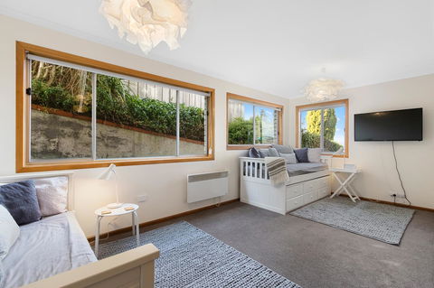 That '70s House - Accommodation Perth 22