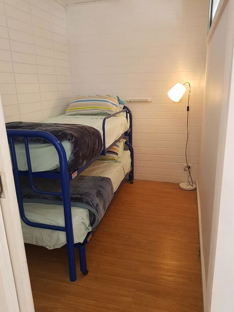 Beach Hut Scamander - Perth Resorts 6