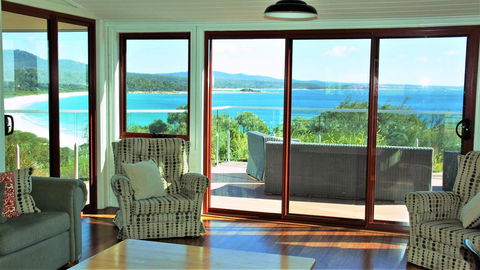 DOLPHIN LOOKOUT COTTAGE - Amazing Views Of The Bay Of Fires - Accommodation Perth 14