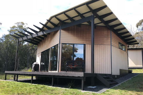 BAY OF FIRES ECO HUT Off Grid Experience At Binalong Bay - Accommodation Perth 0