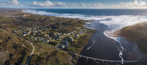 Arthur Riverfront And Sea Lodge Downstream - Perth Resorts 1