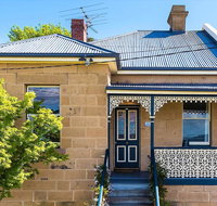 WEST NEST  Classic 3BR Hobart Terrace BEST Location View Close to City - Accommodation Perth