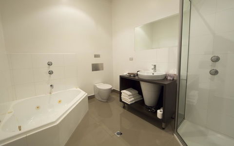 Ikon Hotel - Perth Resorts 9