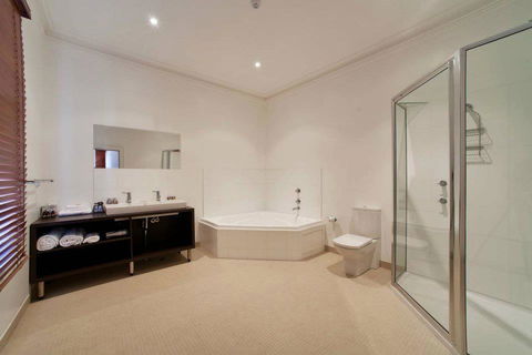 Ikon Hotel - Perth Resorts 16
