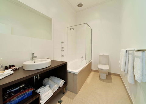 Ikon Hotel - Perth Resorts 18