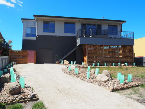 GRANITE BEACH HOUSE @ Bay Of Fires - Perth Resorts 15