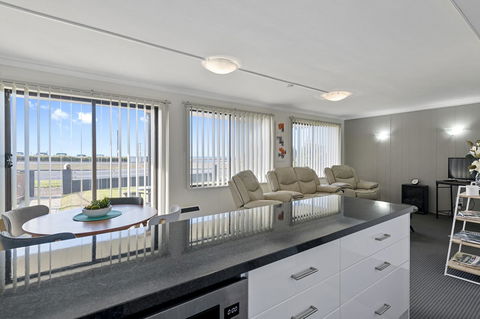 Aruba Apartments - Perth Resorts 10